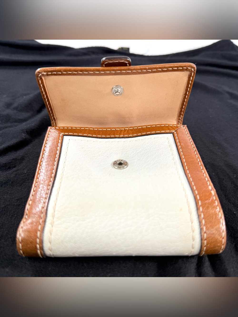 Coach White Leather Small Wallet Snap Tri Fold Buckle Clutch Brown Leather Trim - Picture 9 of 9